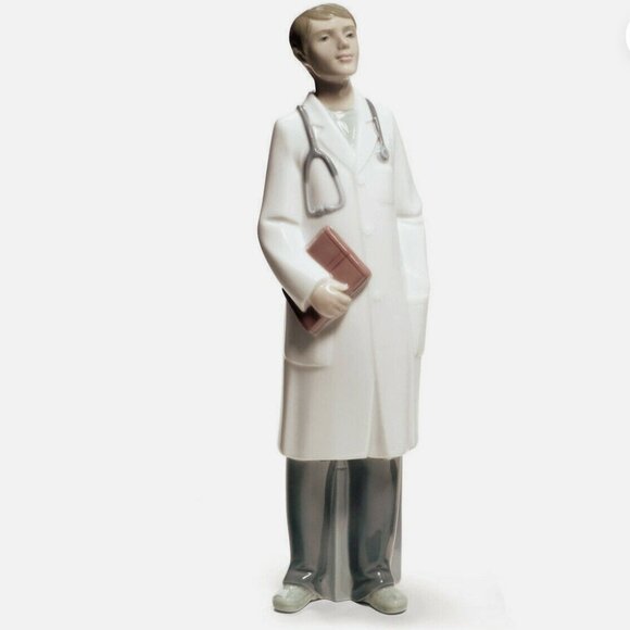 *LLADRO NAO* - Male Doctor/Physician with Box -  #1683 - NEW! - FAST SHIP! - Picture 1 of 14